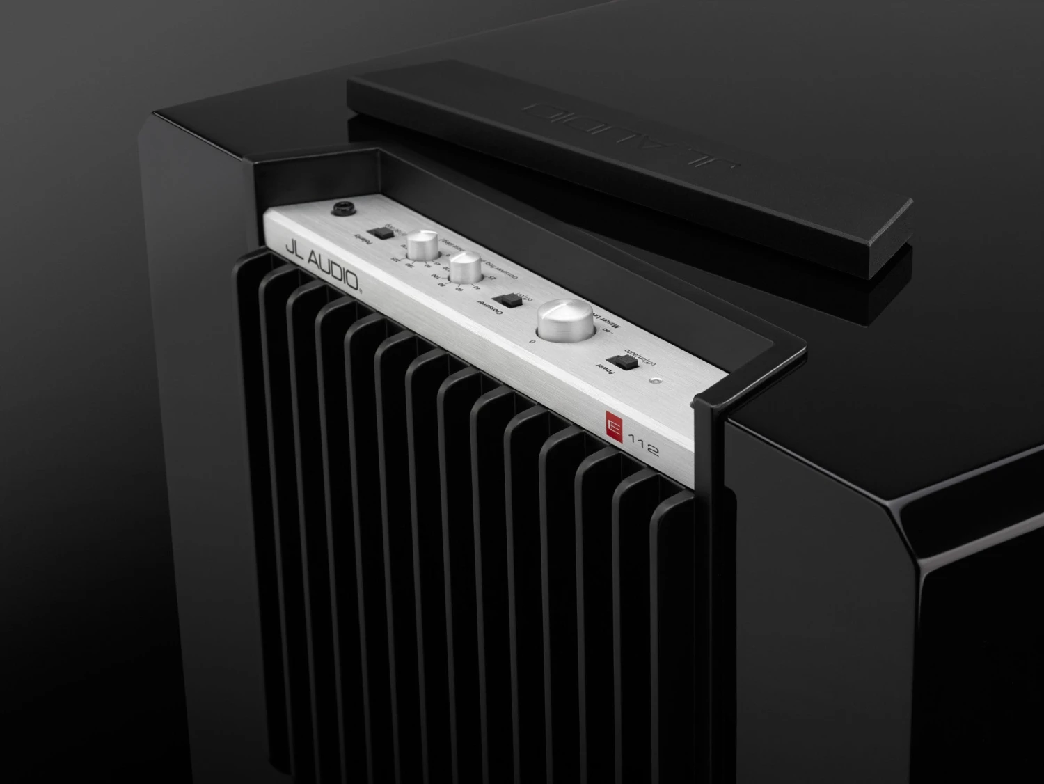 JL Audio -JL Audio e112 GLOSS ART 3b 1